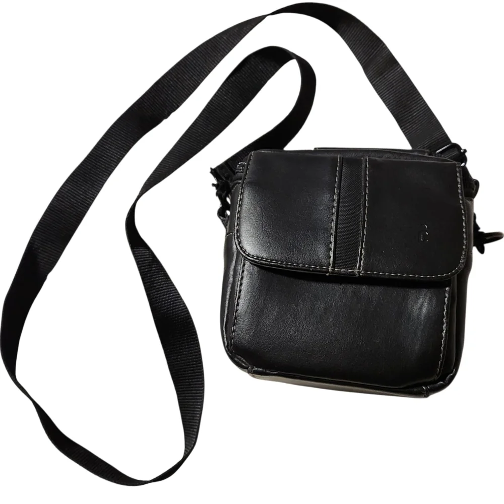 Icon Black Vinyl Camera Storage Case Bag Padded Shoulder Strap 5'X5' Small